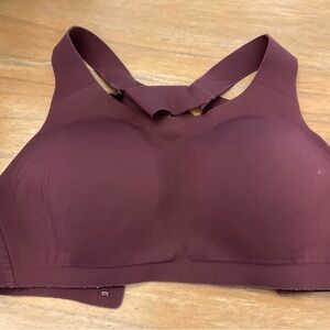 Lululemon Enlite Bra 32D